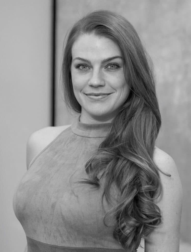 Jacqueline Rowan | LUXURGERY